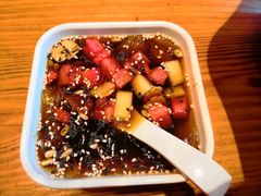 -野山舂·贵州现舂酸汤火锅(鸿通城店)