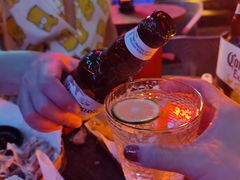 -城墙外BAR