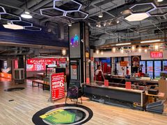 -杨老板·海鲜集市火锅·鲜切牛肉(中防万宝店)