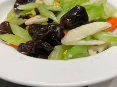 -嘎吧锅私家菜馆(新村十区店)