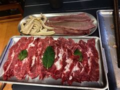 -由衷贵州酸汤牛肉火锅(新桥店)