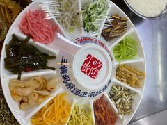 -怪噜范·老贵阳街头名小吃(汇金星力城店)