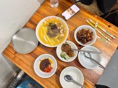 -文山荷鲜居(翠湖店)