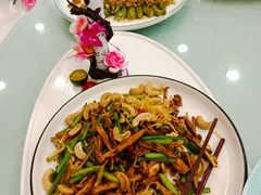 -天鲜阁·海鲜粤菜·33年老字号(石槎白云站店)