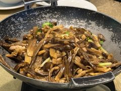 茶树菇炒肉-老字号农家宴