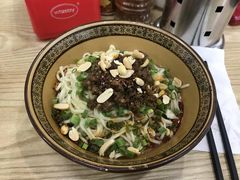 -花溪牛肉米粉(华兴东街店)