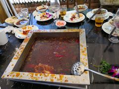 -二荆条·蜀鲜汇城市森林火锅