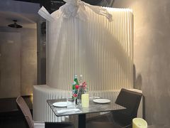 -LESCEDARS Brasserie Bistro香柏树