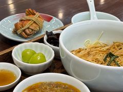 -蟹上黄·蟹黄面·江南糖水(人民广场店)