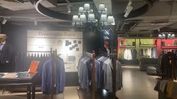 -BRANS PORO布朗斯伯勒西装高级定制·瑞璞西装(金陵店)