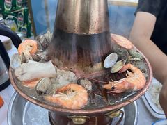 -一口猪海鲜浑锅·东北家常菜