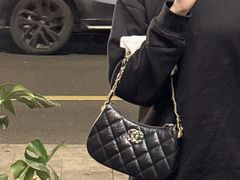 -CHANEL(恒隆广场店)