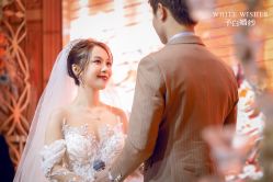 点击看大图 -予白婚纱礼服馆