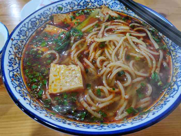 唐三饸饹面-"地址位于地铁四号线凤城九路西北口, [."-大众点评移动版