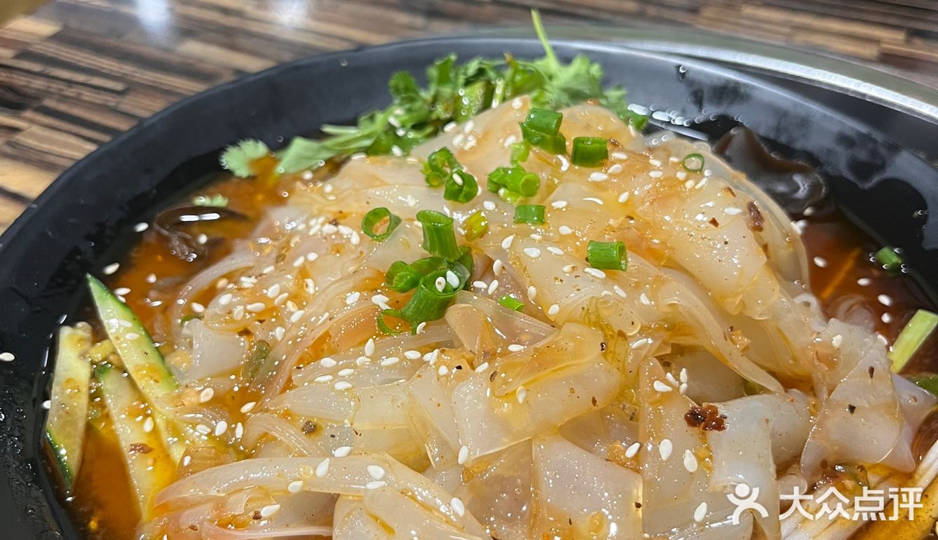 非常有驚喜，平靚正的川味菜  中午開始已有烤魚火鍋提