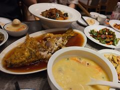 -闫府私房菜·百年鲁菜(恒隆店)