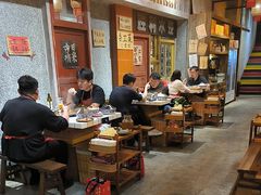 -旧街市鲜货老火锅(大光路店)