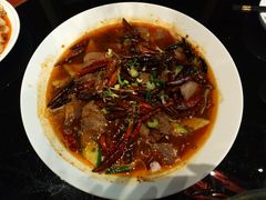 胡同椒香黄牛肉-皇城根北京风味主题餐厅(滨海万达店)
