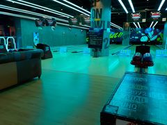 -世代星球·保龄球·镭战真人CS·团建(杨浦店)