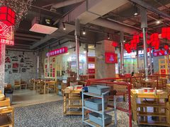 大堂-么肆烤肉·中式自助·烤肉大排档(街道口季佳PAI店)