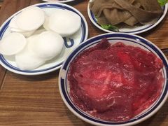 -小天鹅火锅·一线江景洪鼎旗舰店(洪崖洞店)