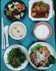 -月之旅·尊 高端月子会所(科馨别墅一店)