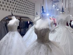 -Color卡诺婚纱礼服馆(南京严选店)