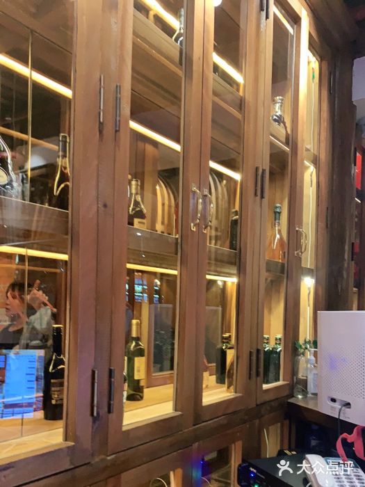 隔壁老王·家常云南菜(花巷店)图片