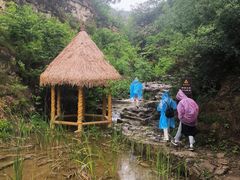 -大平台龙居瀑布旅游区