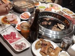 -黑金·寻焰自助百汇·烤肉·火锅(中街店)