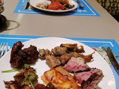 -海口绿发希尔顿酒店-田园汇自助餐·三文鱼·海鲜