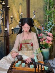 -米兮美学换装自拍馆