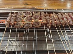 -哈尔滨小酒馆·鲜肉现穿自助烧烤(康新花园店)