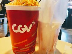 -CGV影城(滨江天街IMAX店)