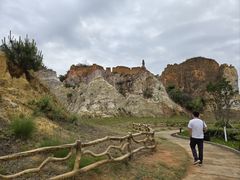 -彩色沙林风景区