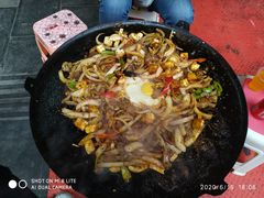 -正宁路小吃夜市