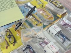 -美式眼镜·授权蔡司.依视路.尼康.豪雅.明月(人民广场店)