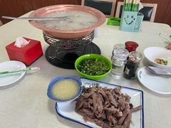 -何记羊汤馆(丽水佳源店)