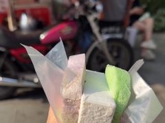-詹爷爷乌节路街头冰淇淋