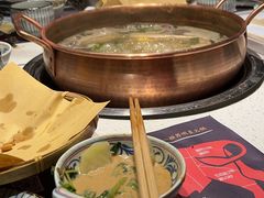 -牛村来人潮汕牛肉火锅(西单店)