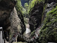 -龙水峡地缝景区