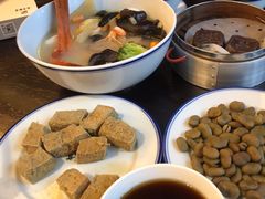 -咸亨酒店•非遗绍兴菜•中华老字号(堂吃餐厅)