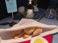 -弦月窗LUNETTE BY AMANDA(复兴路店)