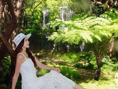 -Chom Cafe and Restaurant