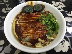 -何老二卤汁凉粉