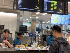 -麦当劳(轻轨曹杨路店)