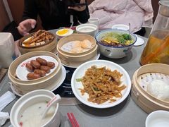 -王府井百货(中州中路店)