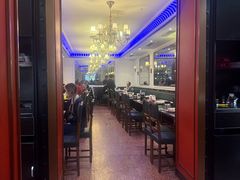 -新白鹿餐厅(百联中环店)