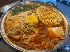 部队火锅-富乐满韩国正宗炸鸡韩国料理(虹泉路店)