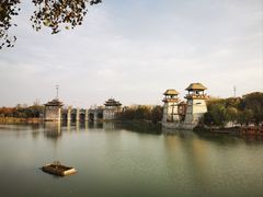 -茅山东方盐湖城景区